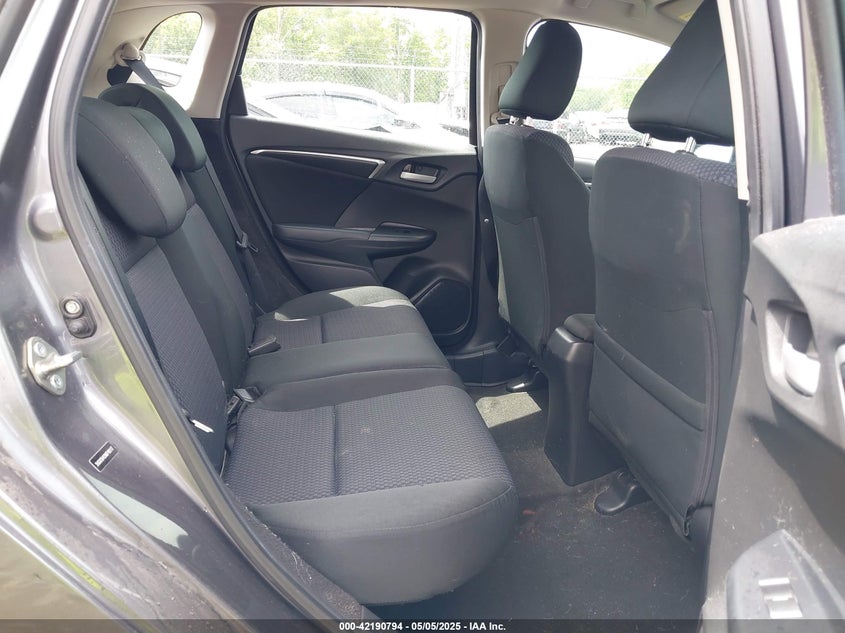2019 HONDA FIT VIN: 3HGGK5H42KM748117