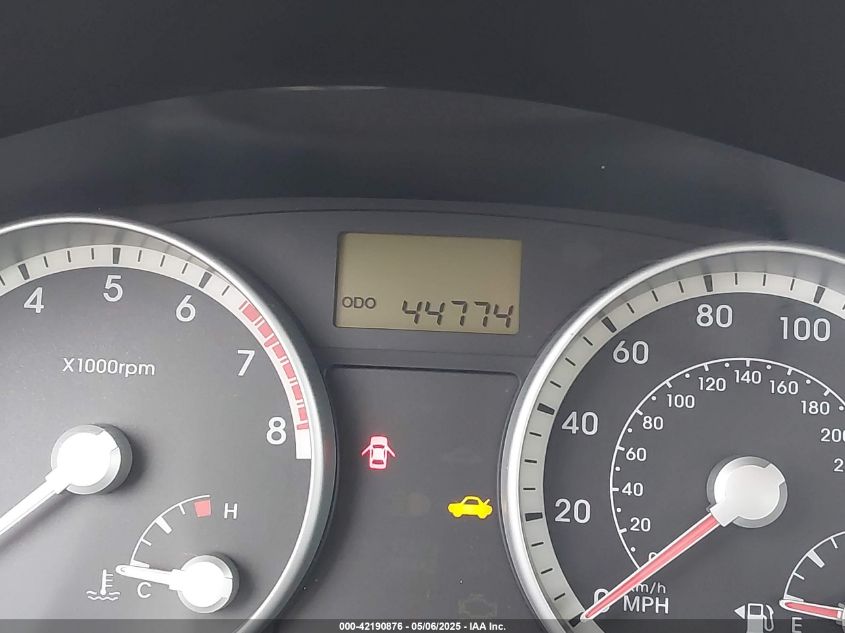 2008 Hyundai Accent Gls VIN: KMHCN46CX8U279318 Lot: 42190876