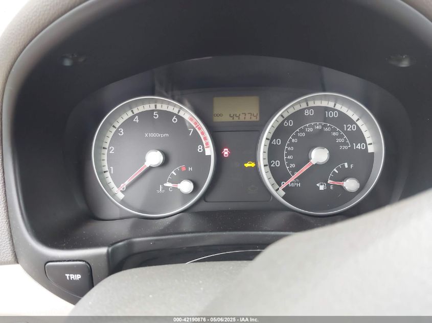 2008 Hyundai Accent Gls VIN: KMHCN46CX8U279318 Lot: 42190876