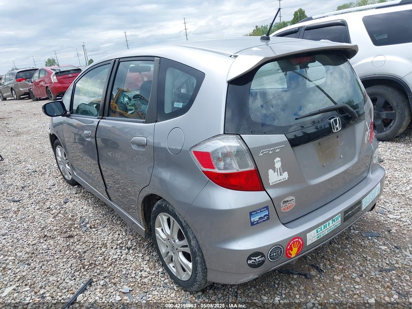 2009 HONDA FIT VIN: JHMGE87479S012637