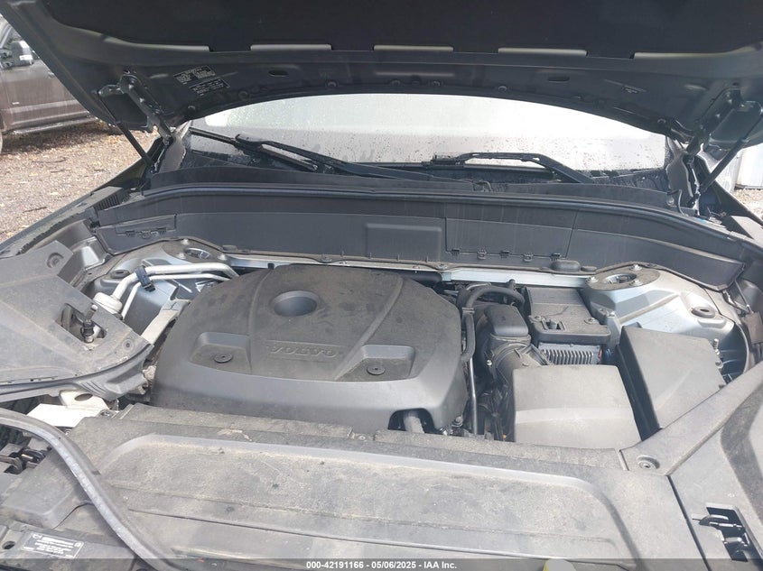 2016 VOLVO XC90 T6 MOMENTUM - YV4A22PK1G1043961