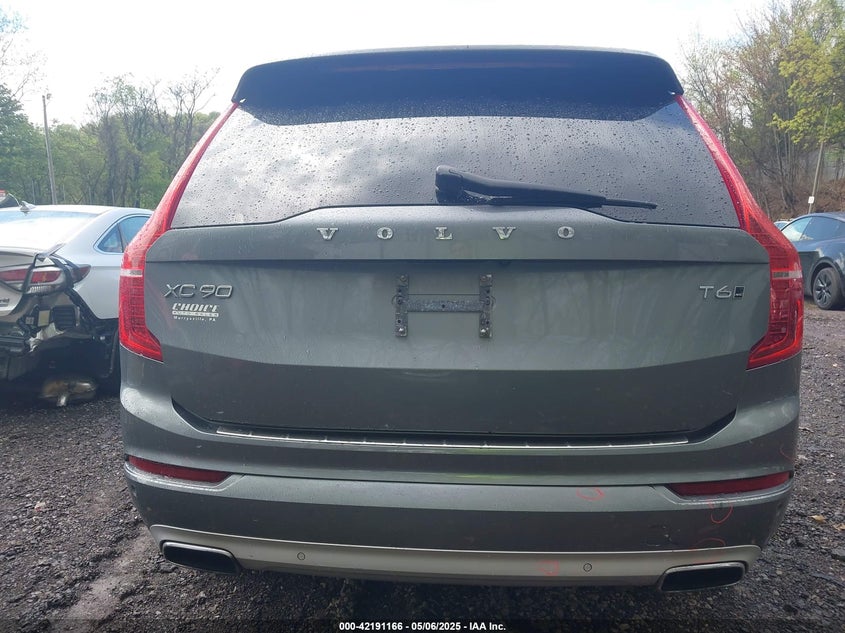 2016 VOLVO XC90 T6 MOMENTUM - YV4A22PK1G1043961