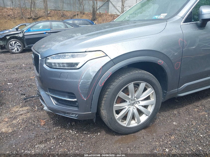 2016 VOLVO XC90 T6 MOMENTUM - YV4A22PK1G1043961