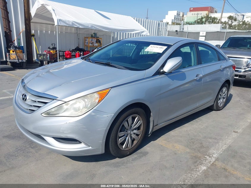 2011 HYUNDAI SONATA VIN: 5NPEB4AC3BH106447