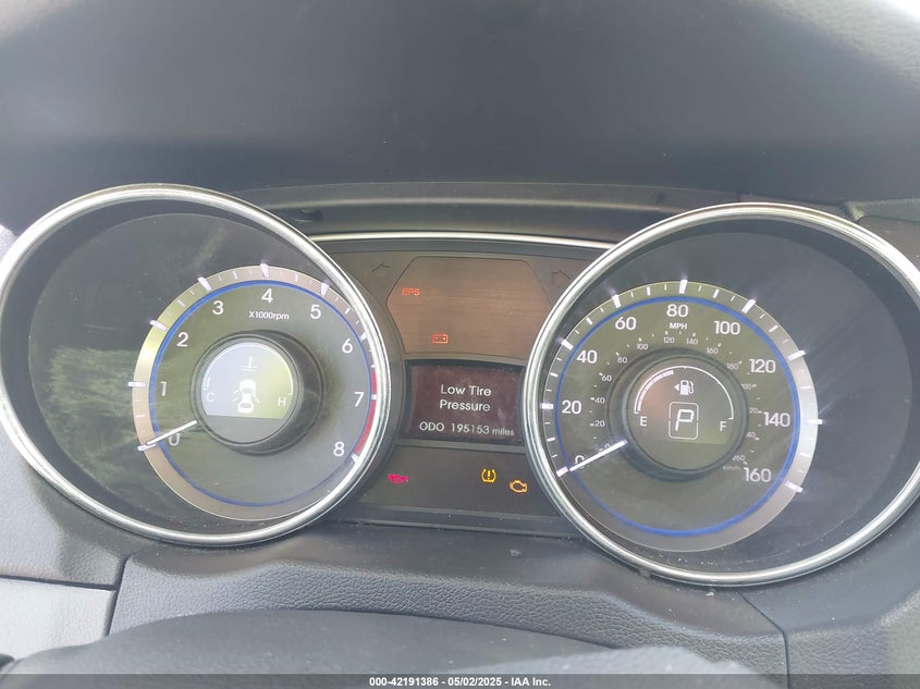 2011 HYUNDAI SONATA VIN: 5NPEB4AC3BH106447