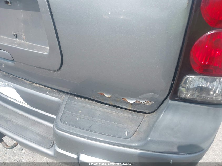 2008 CHEVROLET TRAILBLAZER VIN: 1GNDT13S482124145