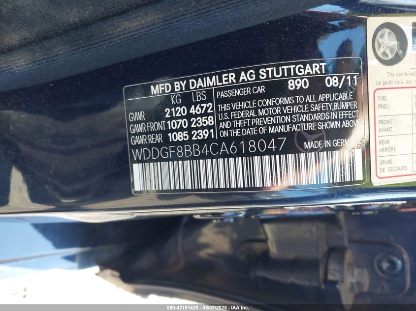 2012 MERCEDES-BENZ C VIN: WDDGF8BB4CA618047