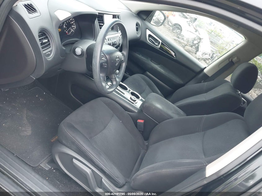 2015 NISSAN PATHFINDER VIN: 5N1AR2MM1FC662871