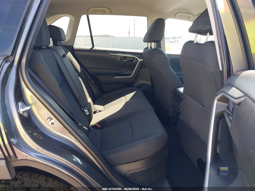 2022 TOYOTA RAV4 HYBRID LE - 4T3LWRFV4NU068095