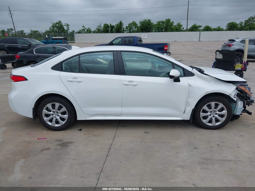 VIN 5YFB4MDE2SP258667 2025 TOYOTA COROLLA LE