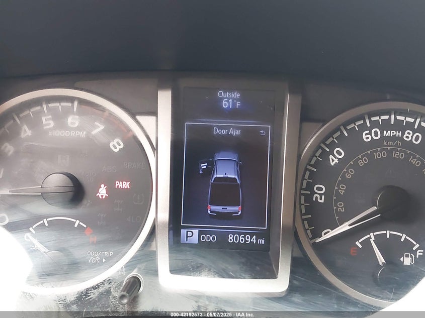 VIN 3TMCZ5AN8JM169871 2018 TOYOTA TACOMA SR5 V6