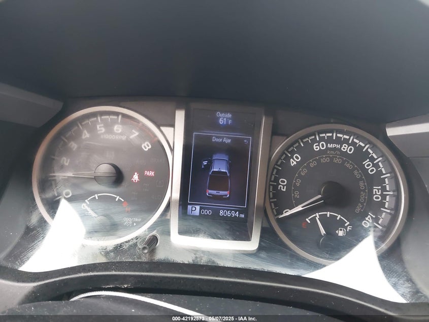 VIN 3TMCZ5AN8JM169871 2018 TOYOTA TACOMA SR5 V6