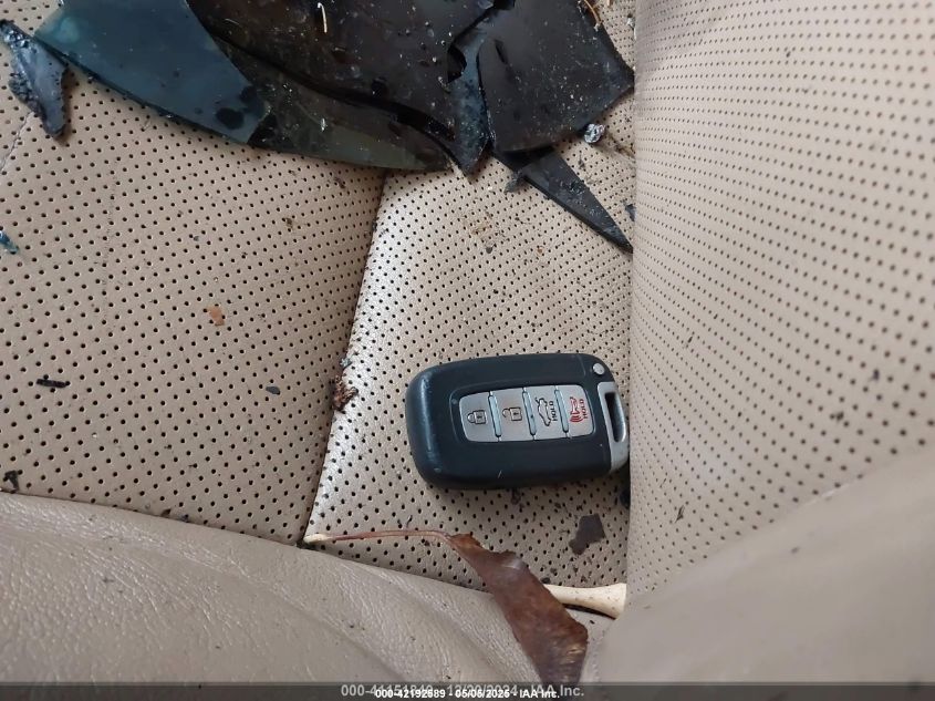 2012 Hyundai Sonata Hybrid VIN: KMHEC4A44CA028285 Lot: 42192589