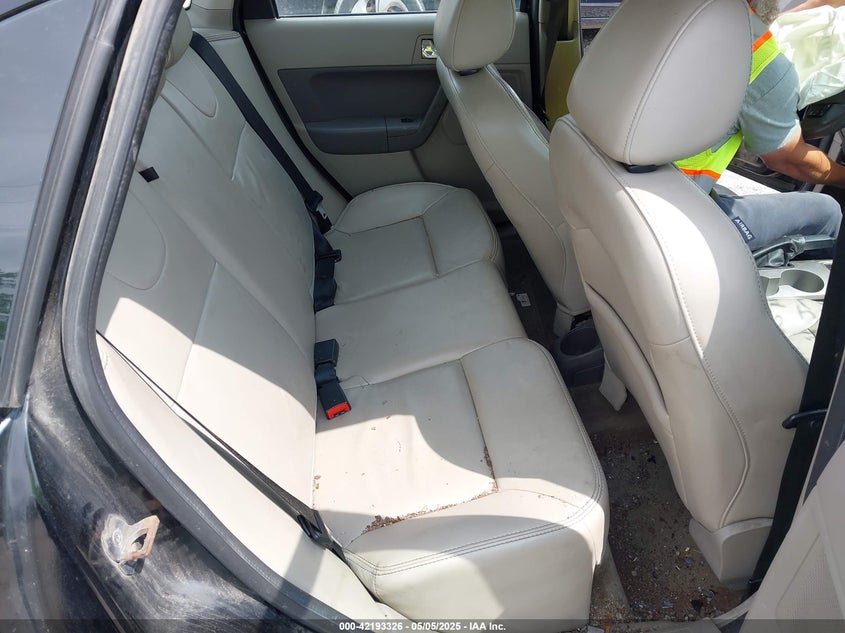 2009 FORD FOCUS VIN: 1FAHP37NX9W213801