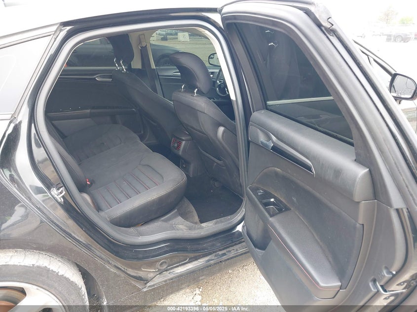 2013 FORD FUSION VIN: 3FA6P0HR4DR206426