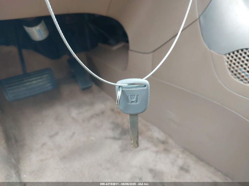 2004 Honda Pilot Ex-L VIN: 5FNYF18684B010489 Lot: 42193611