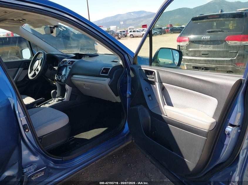 2018 SUBARU FORESTER VIN: JF2SJAGC9JH517605