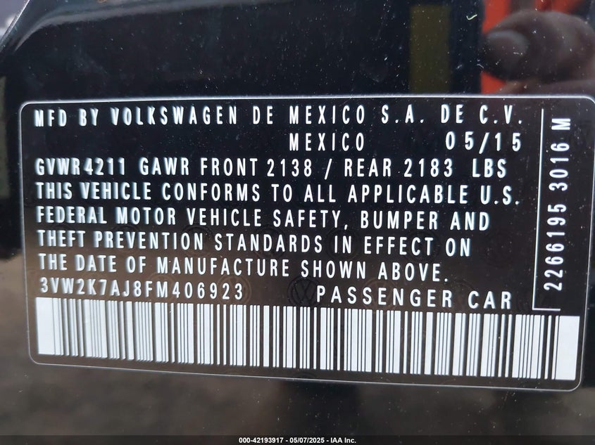 2015 VOLKSWAGEN JETTA 2.0L S - 3VW2K7AJ8FM406923