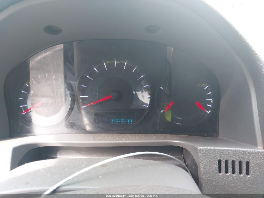 2011 Ford Fusion Se VIN: 3FAHP0HA4BR230015 Lot: 42193941