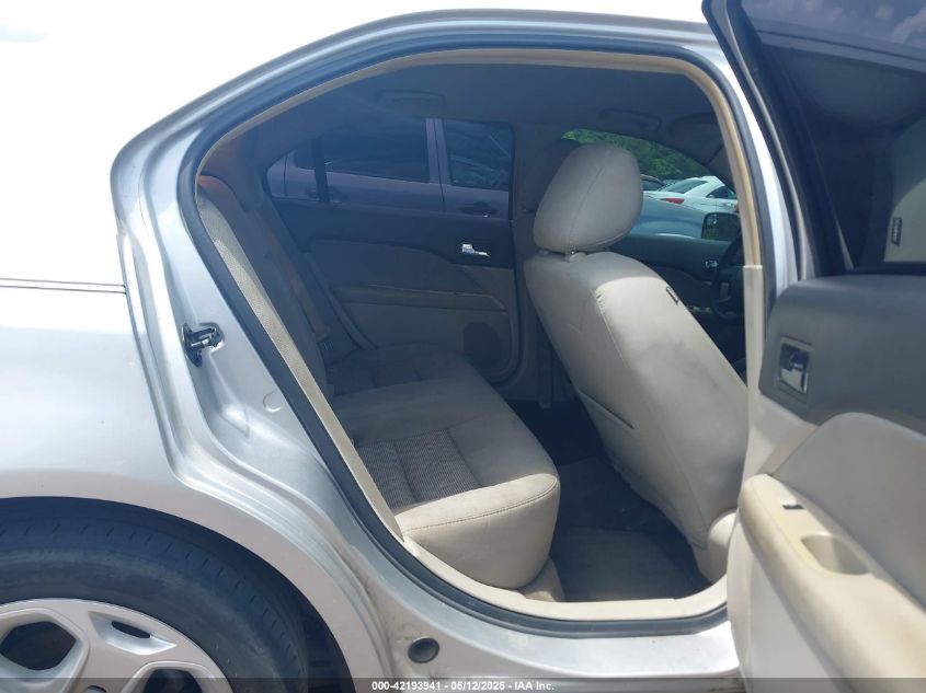 2011 Ford Fusion Se VIN: 3FAHP0HA4BR230015 Lot: 42193941