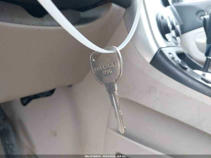 2007 SATURN VUE VIN: 5GZCZ33D07S810664