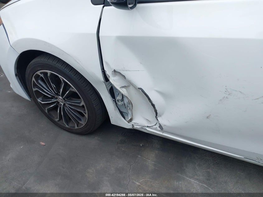 2015 TOYOTA COROLLA S PLUS - 5YFBURHE5FP325713