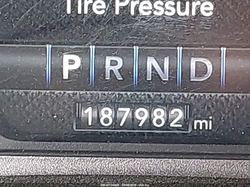 2019 RAM 1500 LIMITED  4X4 5'7 BOX - 1C6SRFHT4KN512177