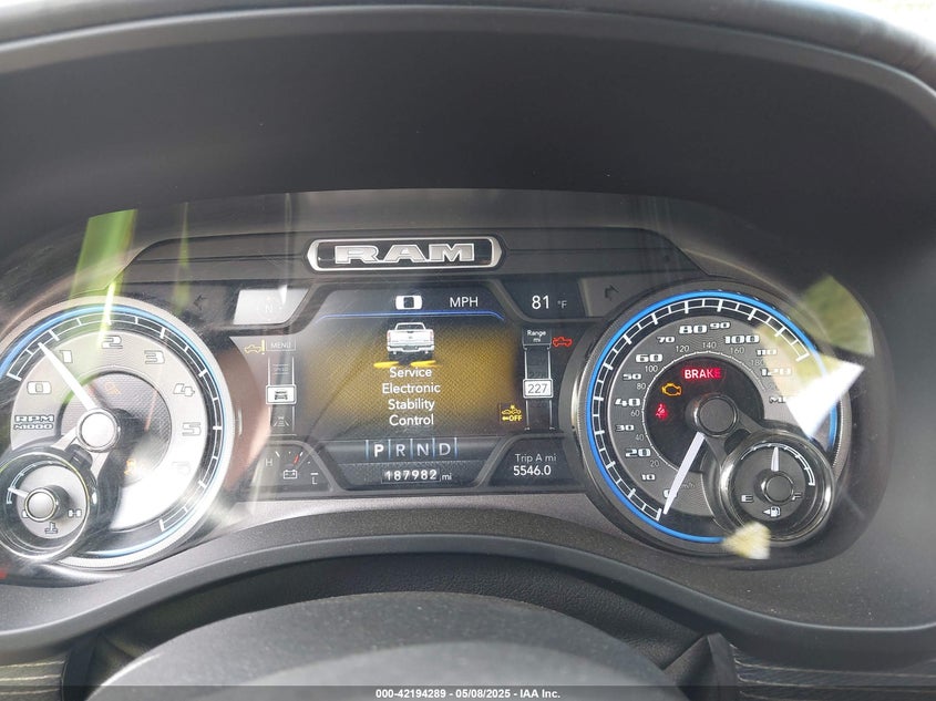 2019 RAM 1500 LIMITED  4X4 5'7 BOX - 1C6SRFHT4KN512177