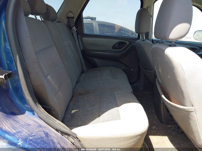 2007 FORD ESCAPE VIN: 1FMCU03107KA64913