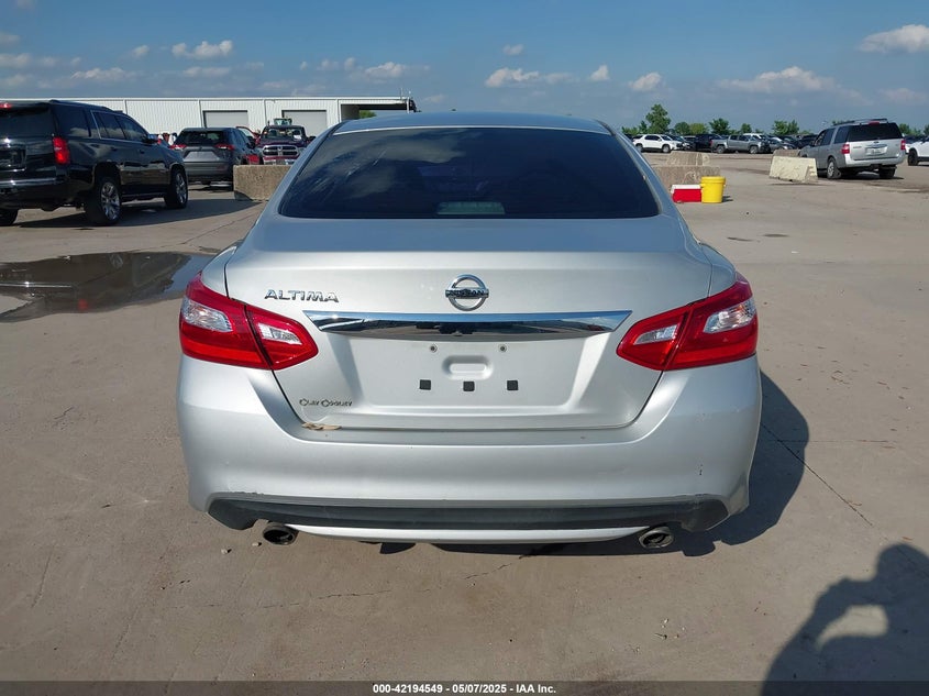2017 NISSAN ALTIMA VIN: 1N4AL3AP8HN354006