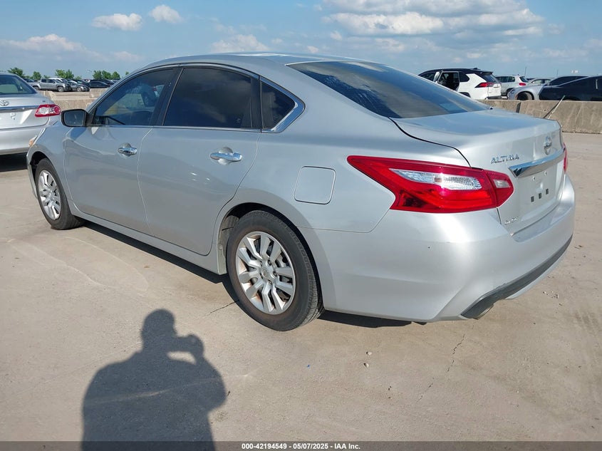 2017 NISSAN ALTIMA VIN: 1N4AL3AP8HN354006