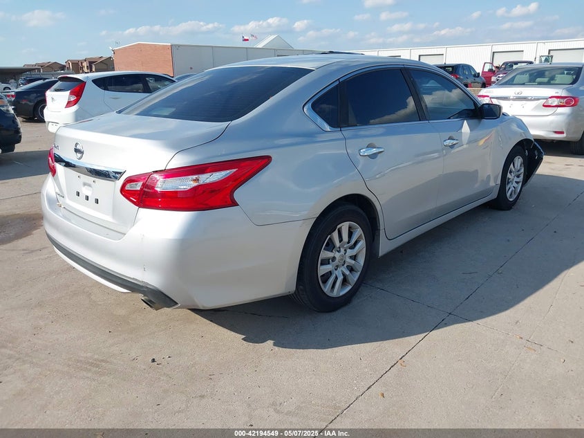 2017 NISSAN ALTIMA VIN: 1N4AL3AP8HN354006