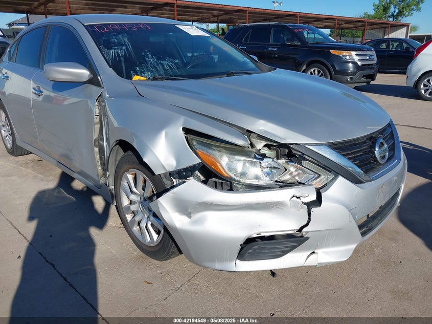 2017 NISSAN ALTIMA VIN: 1N4AL3AP8HN354006