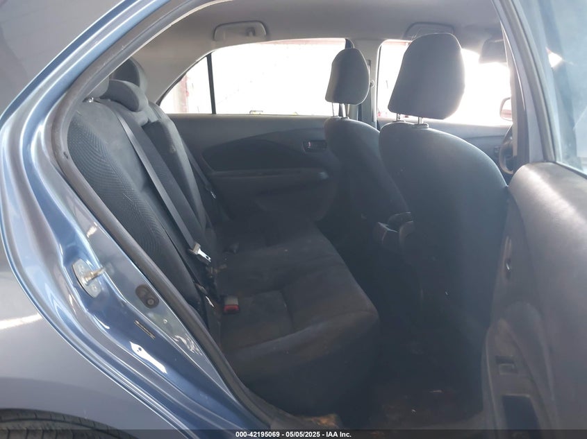2012 TOYOTA YARIS VIN: JTDBT4K33CL033849