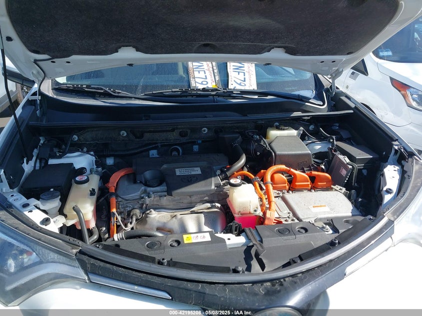 2017 TOYOTA RAV4 HYBRID XLE - JTMRJREV8HD113115