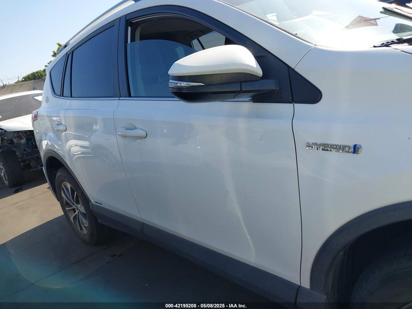 2017 TOYOTA RAV4 HYBRID XLE - JTMRJREV8HD113115