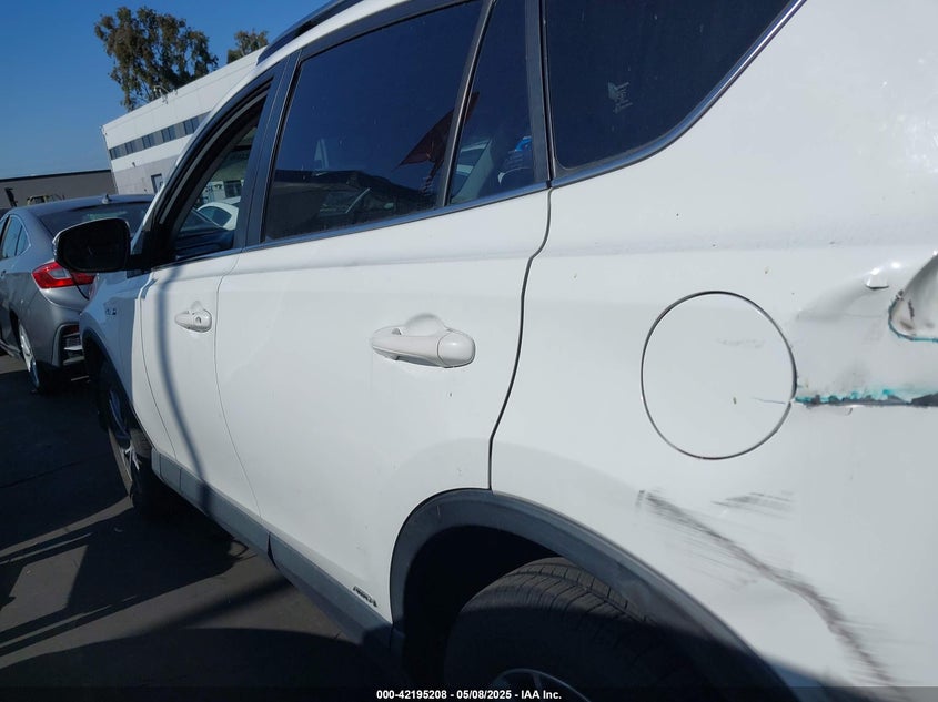2017 TOYOTA RAV4 HYBRID XLE - JTMRJREV8HD113115