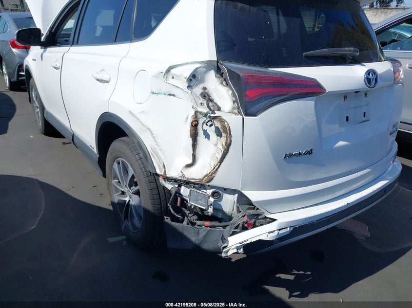 2017 TOYOTA RAV4 HYBRID XLE - JTMRJREV8HD113115