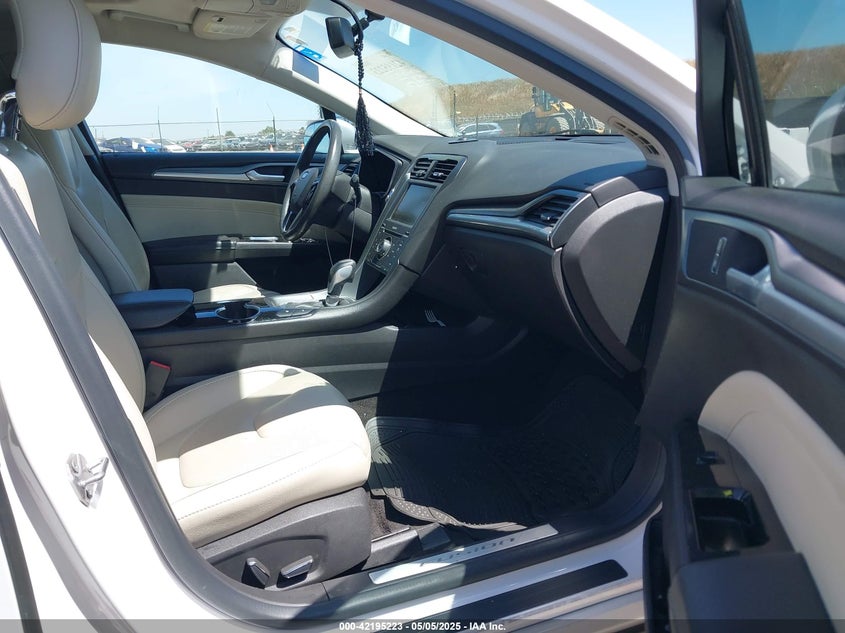 2014 FORD FUSION ENERGI VIN: 3FA6P0SU2ER306913