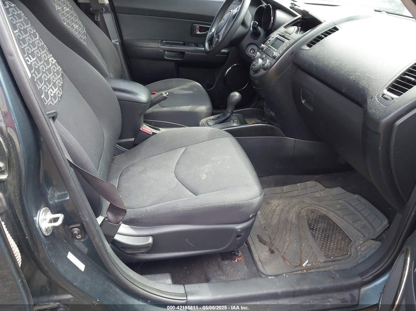 2011 KIA SOUL VIN: KNDJT2A27B7256525