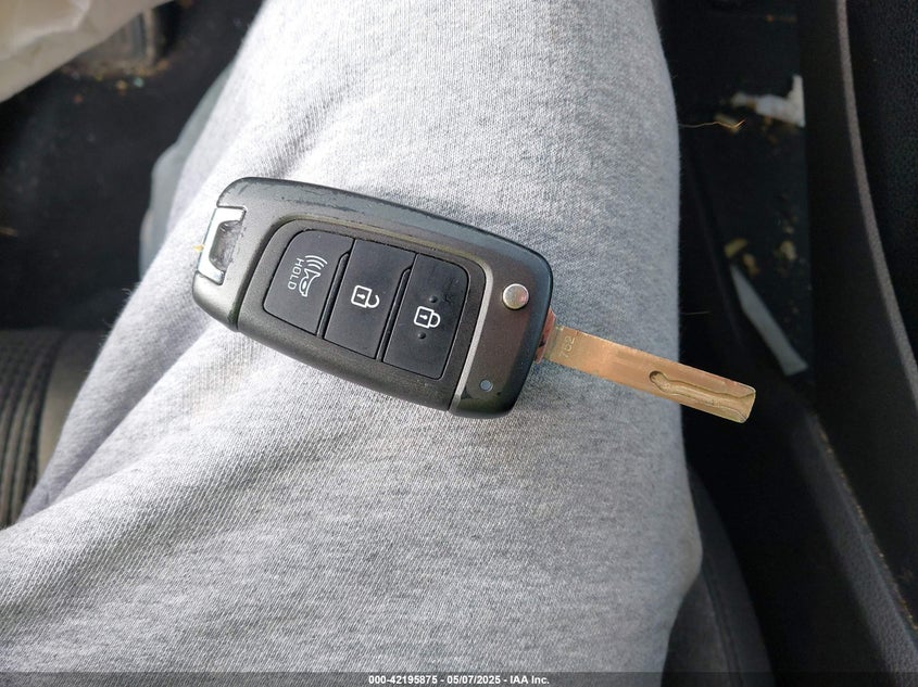 2021 HYUNDAI SANTA FE SE - 5NMS1DAJ8MH344041