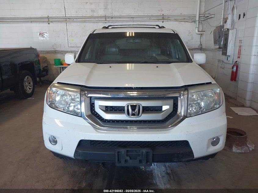 2010 HONDA PILOT VIN: 5FNYF4H95AB019903
