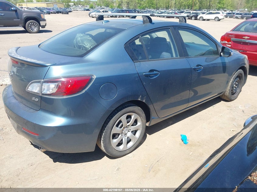 2010 MAZDA MAZDA3 VIN: JM1BL1S60A1186707