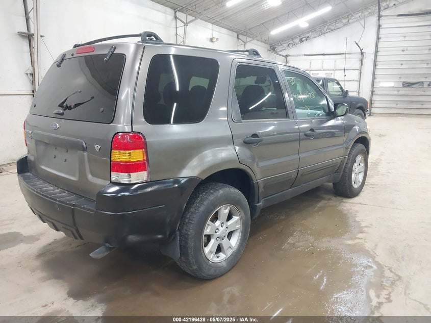 2006 FORD ESCAPE VIN: 1FMYU93196KC43833