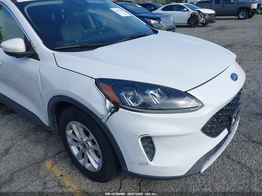 2020 FORD ESCAPE VIN: 1FMCU0G62LUC39232