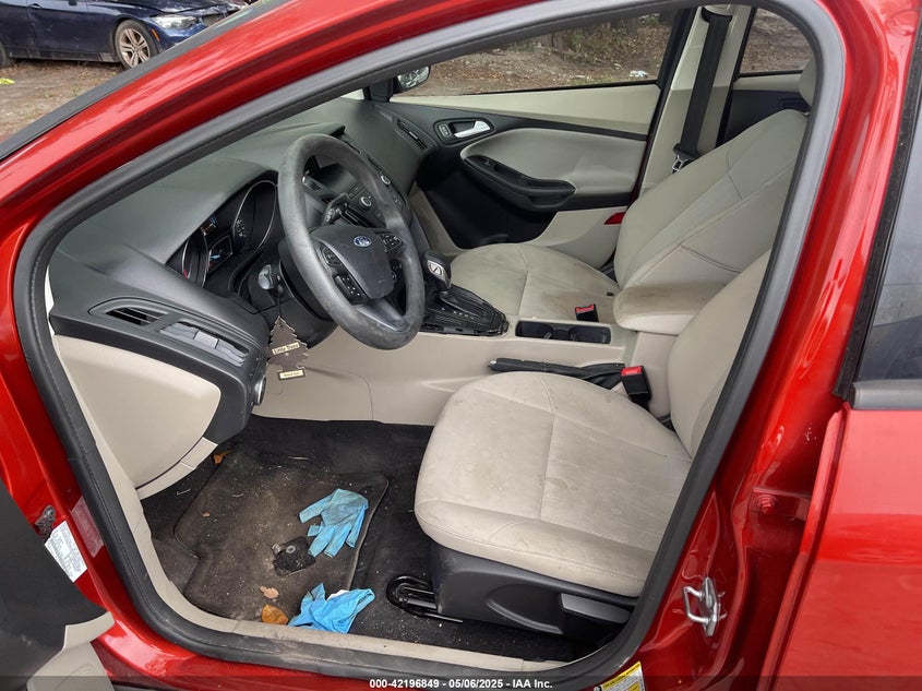 2018 FORD FOCUS VIN: 1FADP3K27JL253089