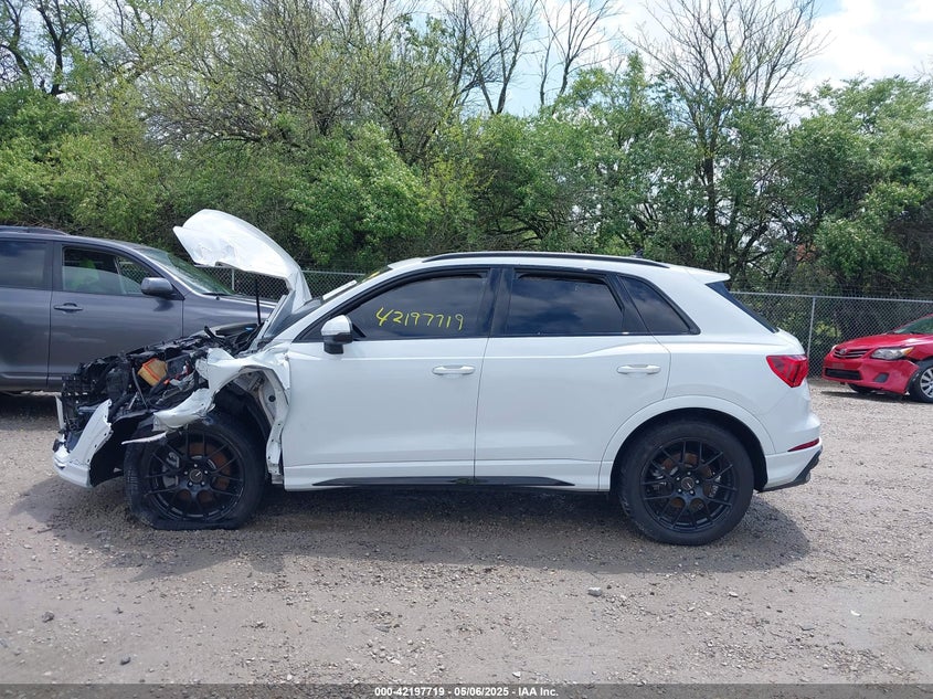 2022 AUDI Q3 VIN: WA1EECF3XN1007804