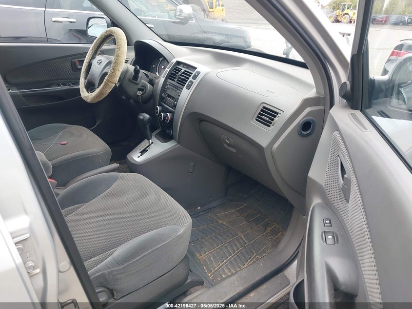 2007 HYUNDAI TUCSON VIN: KM8JN72D37U595035
