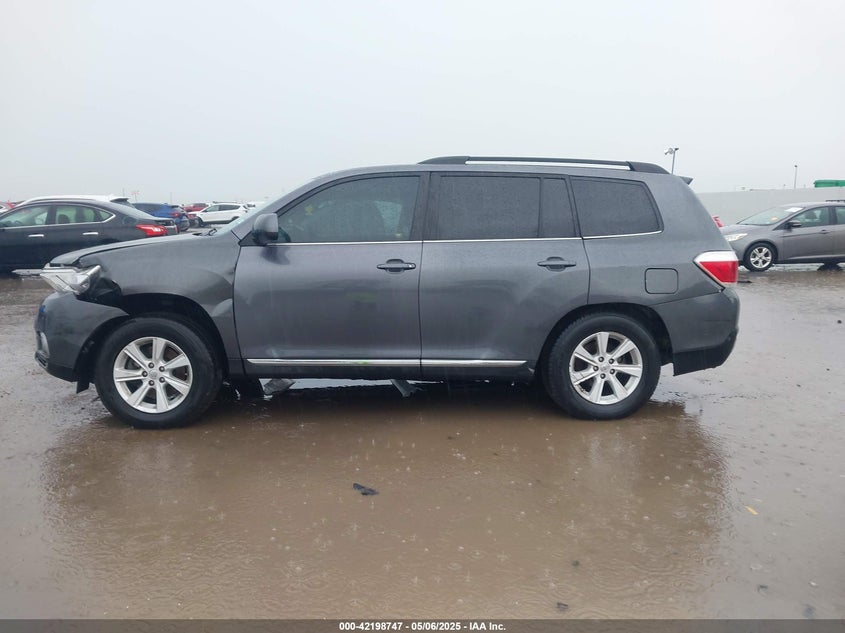 2013 TOYOTA HIGHLANDER SE V6 - 5TDZK3EH5DS136001