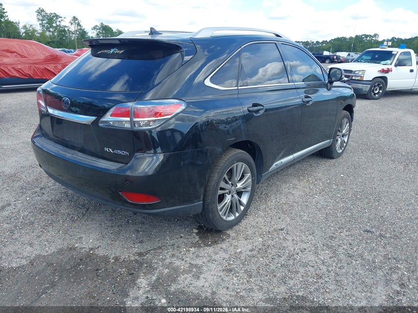 2013 LEXUS RX 450H auction photo 4